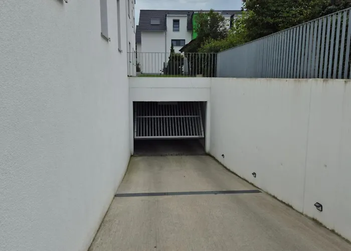 Bodensee Base - Modern, Ruhig, Zentral, Gratis Tiefgarage, Herzliche Gastgeber *